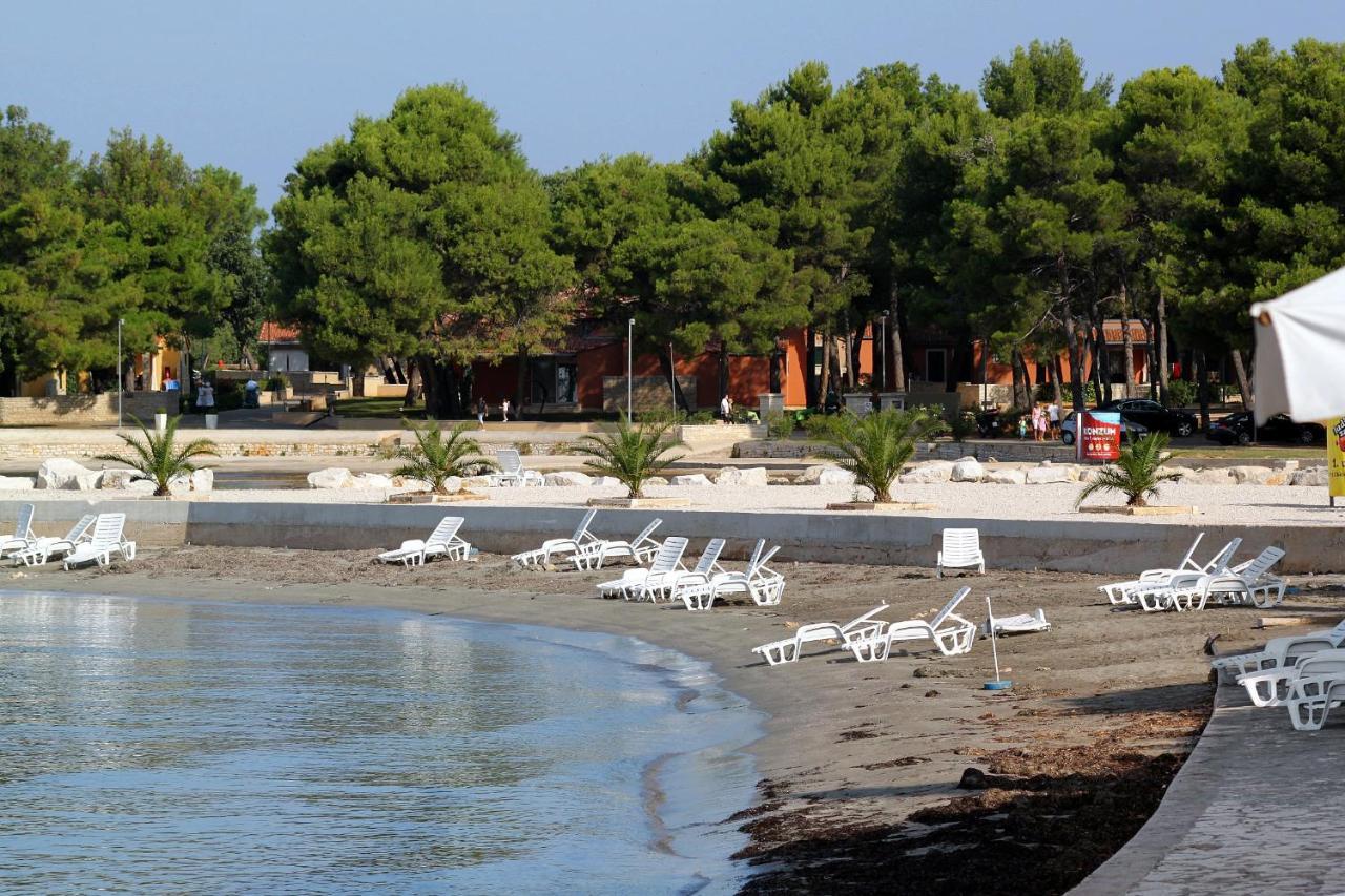 Apartments With A Parking Space Umag - 7039 Kültér fotó